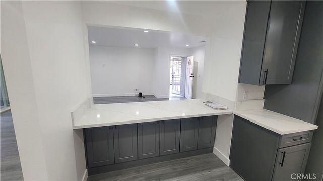 1605 E Santa Ana, Anaheim, CA 92805