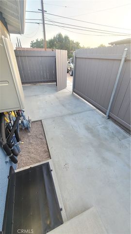 1605 E Santa Ana, Anaheim, CA 92805