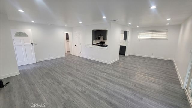 1605 E Santa Ana, Anaheim, CA 92805