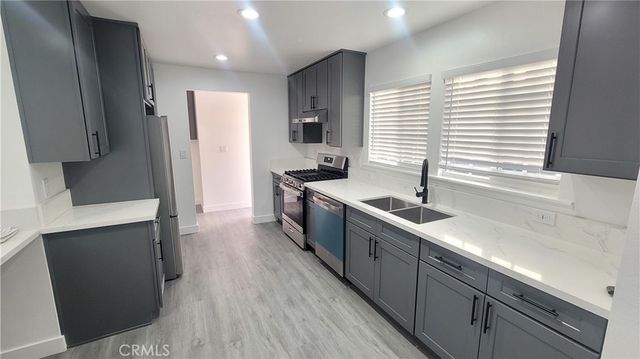 1605 E Santa Ana, Anaheim, CA 92805