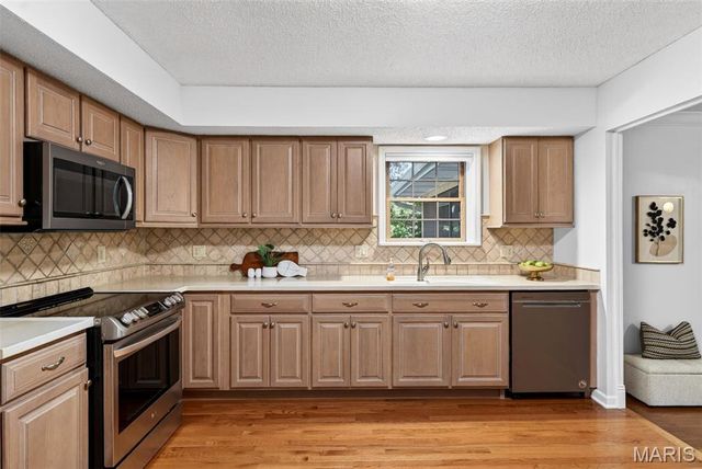 5919 Lafayette Drive, Weldon Spring, MO 63304