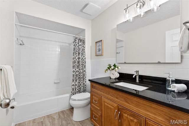 5919 Lafayette Drive, Weldon Spring, MO 63304