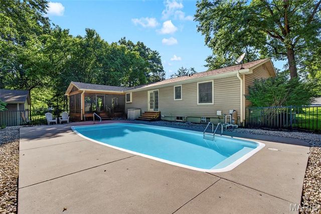 5919 Lafayette Drive, Weldon Spring, MO 63304