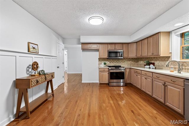 5919 Lafayette Drive, Weldon Spring, MO 63304