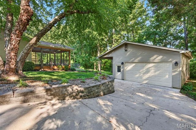 5919 Lafayette Drive, Weldon Spring, MO 63304