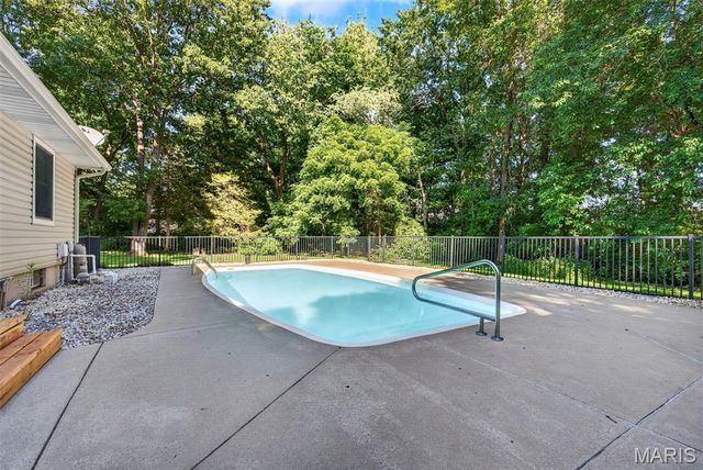 5919 Lafayette Drive, Weldon Spring, MO 63304