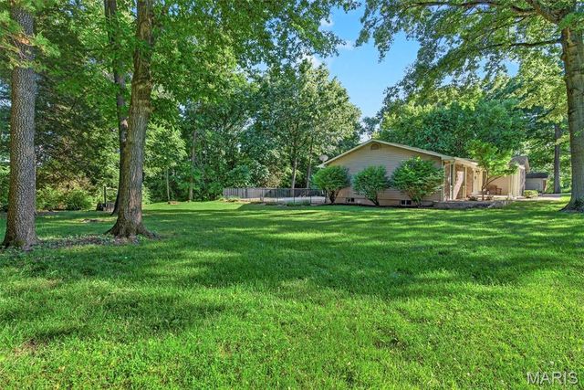 5919 Lafayette Drive, Weldon Spring, MO 63304
