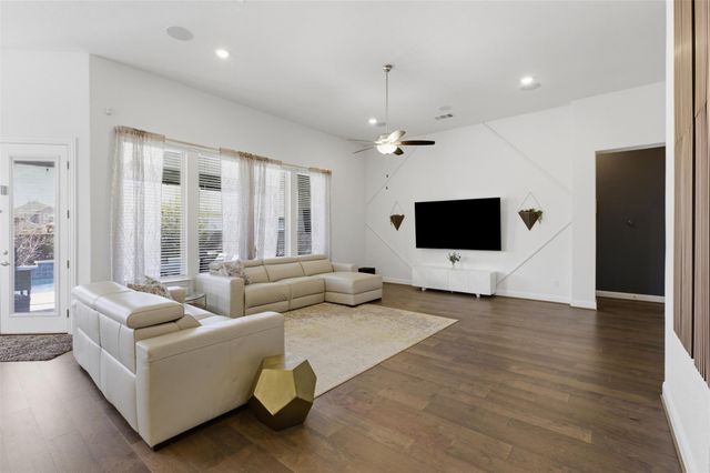 18000 Leccion DR, Pflugerville, TX 78660