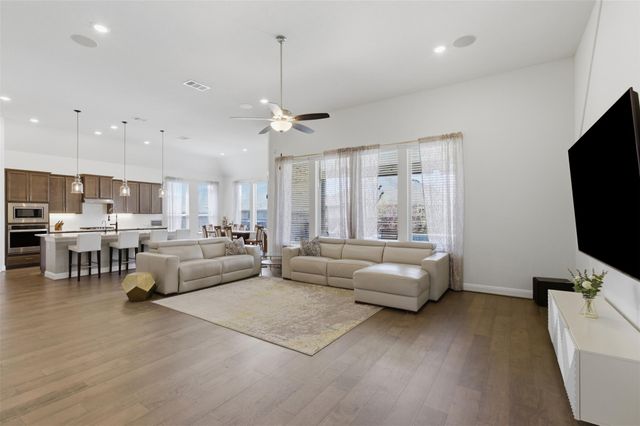 18000 Leccion DR, Pflugerville, TX 78660