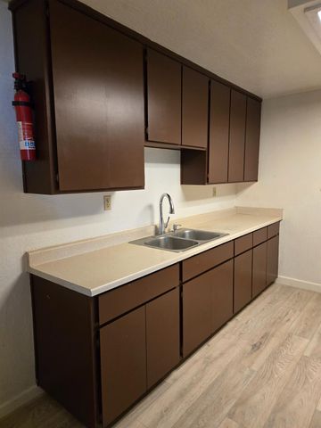 2109 Catskill Way, Sacramento, CA 95838