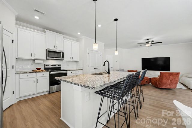 123 Brixham Loop, Troutman, NC 28166