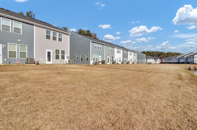 500 Trotters Lane, Moncks Corner, SC 29461