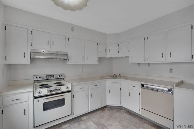 44 George Urban Boulevard, Cheektowaga, NY 14225