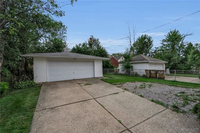 44 George Urban Boulevard, Cheektowaga, NY 14225