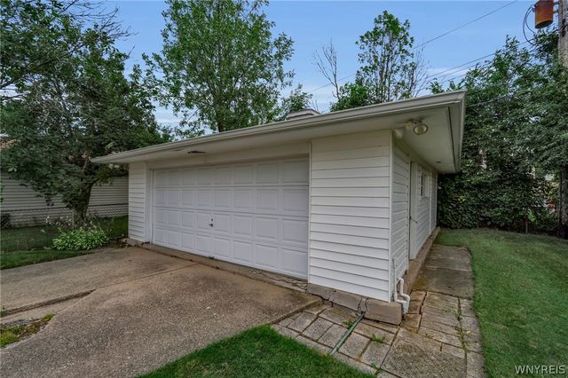 44 George Urban Boulevard, Cheektowaga, NY 14225