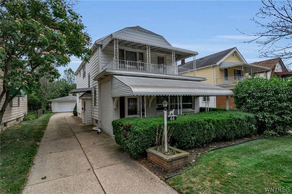 44 George Urban Boulevard, Cheektowaga, NY 14225