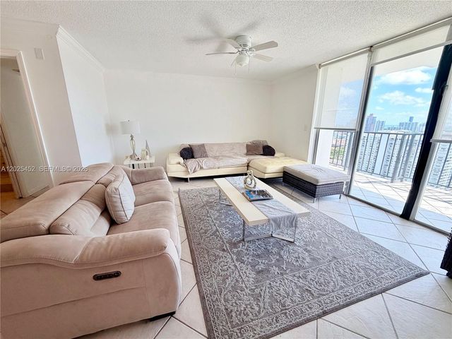 2750 NE 183rd St PH10, Aventura, FL 33160