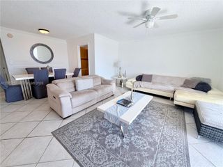2750 NE 183rd St PH10, Aventura, FL 33160
