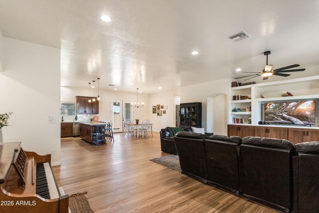 4156 S Lois Lane, Sierra Vista, AZ 85650