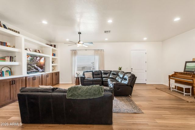 4156 S Lois Lane, Sierra Vista, AZ 85650