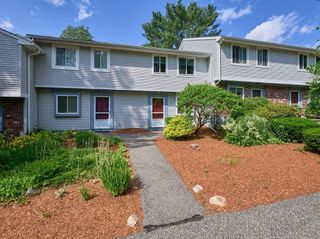 16 Apple Tree Hill Rd 16, Hopkinton, MA 01748