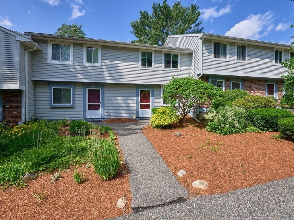 16 Apple Tree Hill Rd 16, Hopkinton, MA 01748