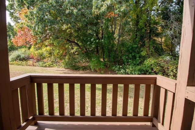 33 Sherburne Ave 3, Tyngsborough, MA 01879