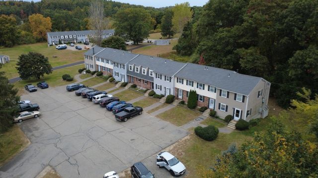 33 Sherburne Ave 3, Tyngsborough, MA 01879