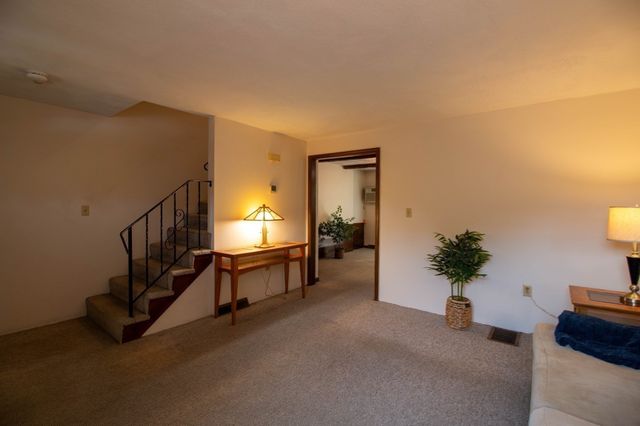 33 Sherburne Ave 3, Tyngsborough, MA 01879