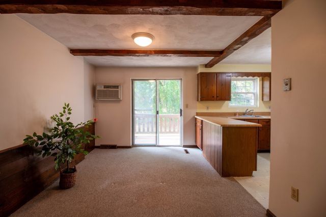 33 Sherburne Ave 3, Tyngsborough, MA 01879