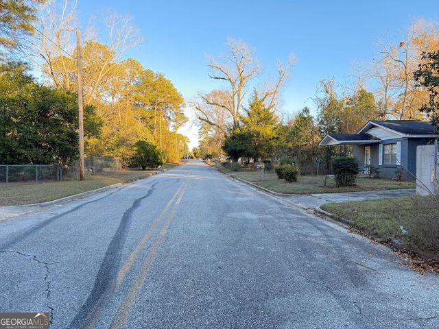 1308 E Roosevelt Avenue, Albany, GA 31705