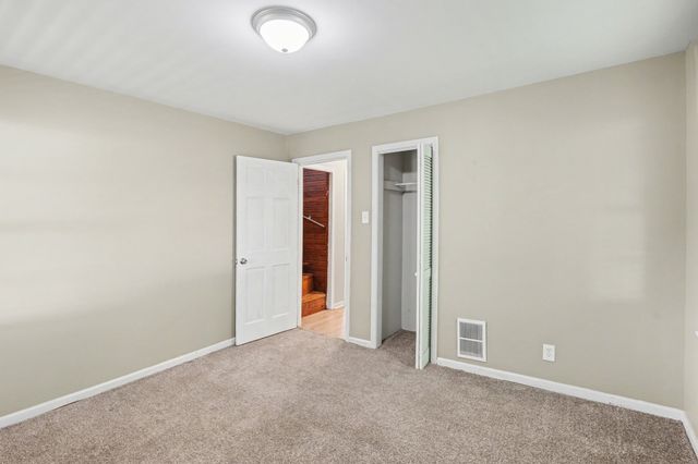 2122 Denham Ave, Columbia, TN 38401