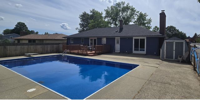 8114 Mellowwood Drive, Jenison, MI 49428