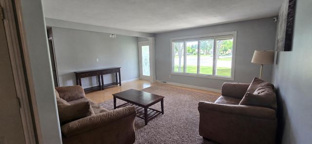8114 Mellowwood Drive, Jenison, MI 49428