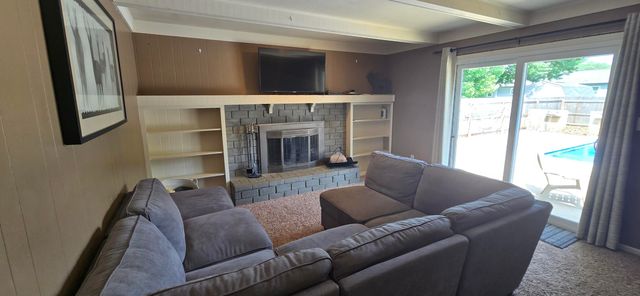8114 Mellowwood Drive, Jenison, MI 49428
