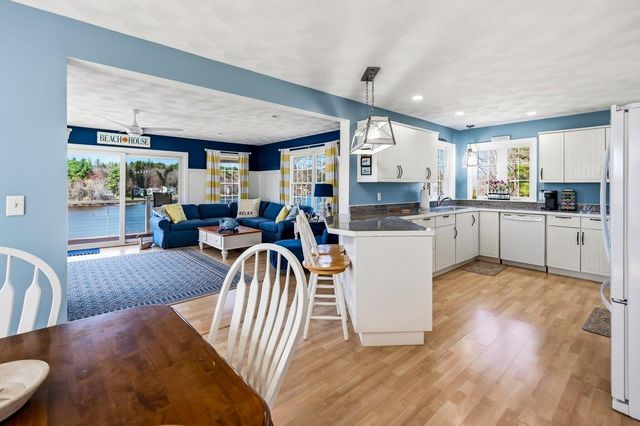 28 Lake Road, Epsom, NH 03234