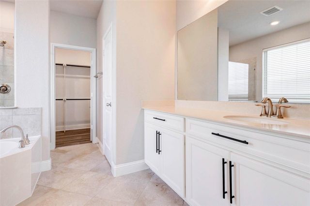 20430 Noble Arabian Drive, Tomball, TX 77377