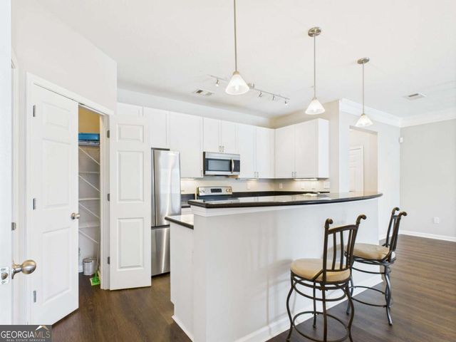 400 17th Street NW 2027, Atlanta, GA 30363