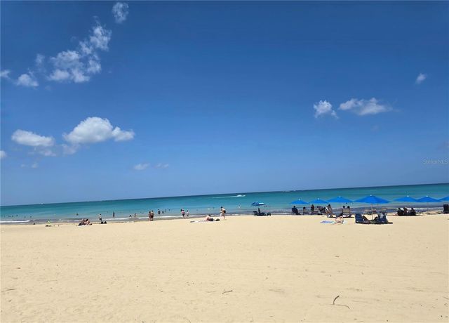 . MAR DEL JAPON 17, Carolina, PR 00979