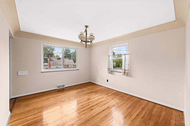 3877 Mantell Avenue, Sycamore Twp, OH 45236