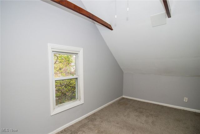 915 Clarence Road, Cleveland Heights, OH 44121