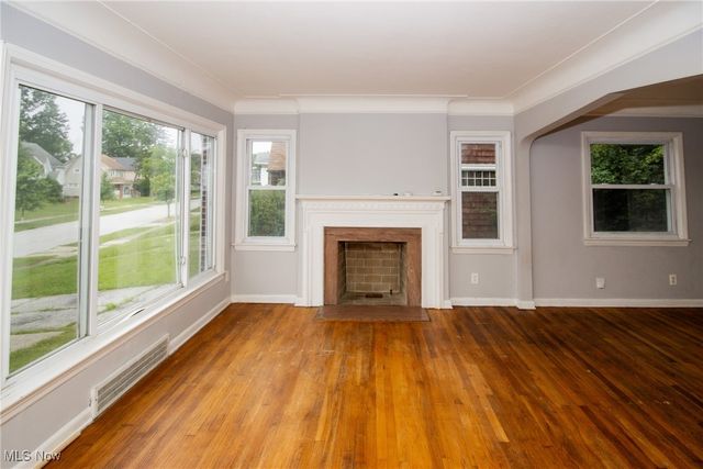 915 Clarence Road, Cleveland Heights, OH 44121