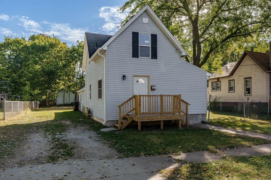 817 Eighth Street, Beloit, WI 53511