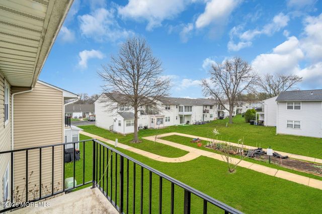 10 Maine Court 734, Matawan, NJ 07747