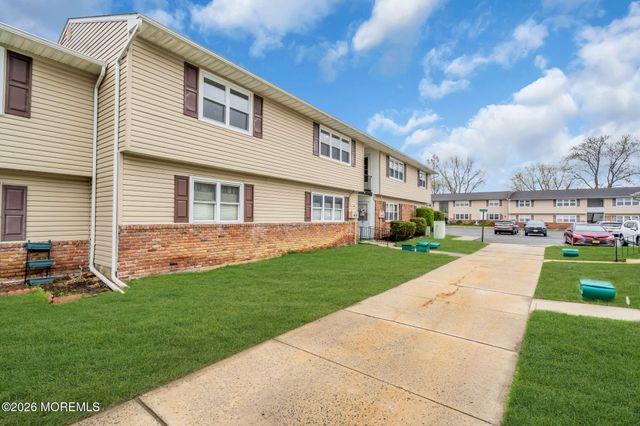 10 Maine Court 734, Matawan, NJ 07747