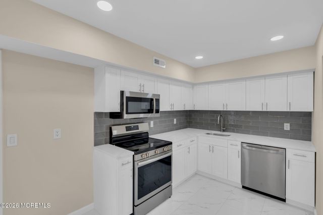 10 Maine Court 734, Matawan, NJ 07747