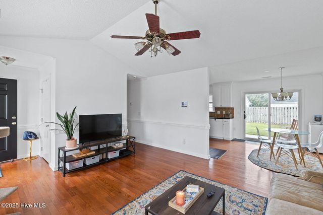 2827 Sapling Circle, Wilmington, NC 28411