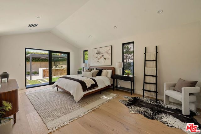 13949 Cumpston Street, Sherman Oaks, CA 91401