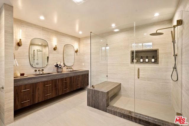 13949 Cumpston Street, Sherman Oaks, CA 91401
