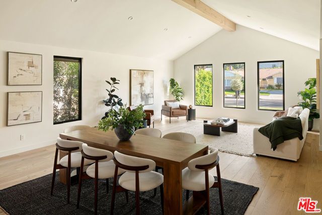 13949 Cumpston Street, Sherman Oaks, CA 91401